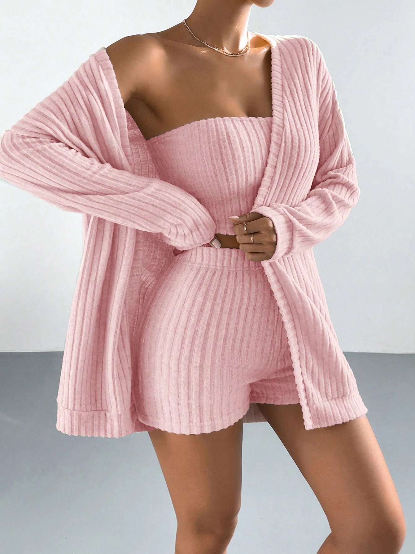 Ensemble 3 Pièces Côtelé – Cardigan, Bandeau & Short Décontractés